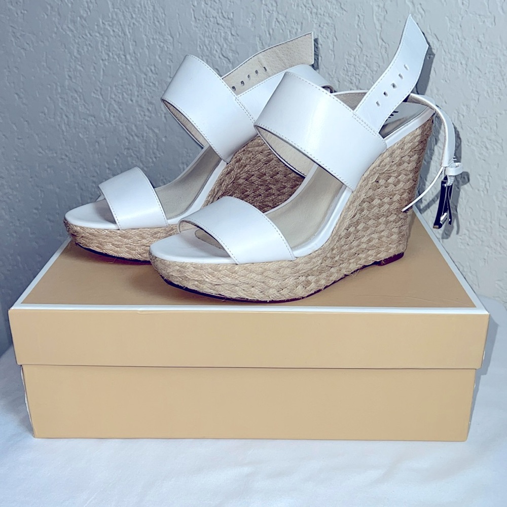 Michael Kors white leather wedge sandals size 7M